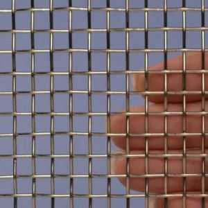 Strip geweven Roestvrijstaal (RVS) gaas mesh 4 (5500 micron) - ongeveer 50 x 50 cm